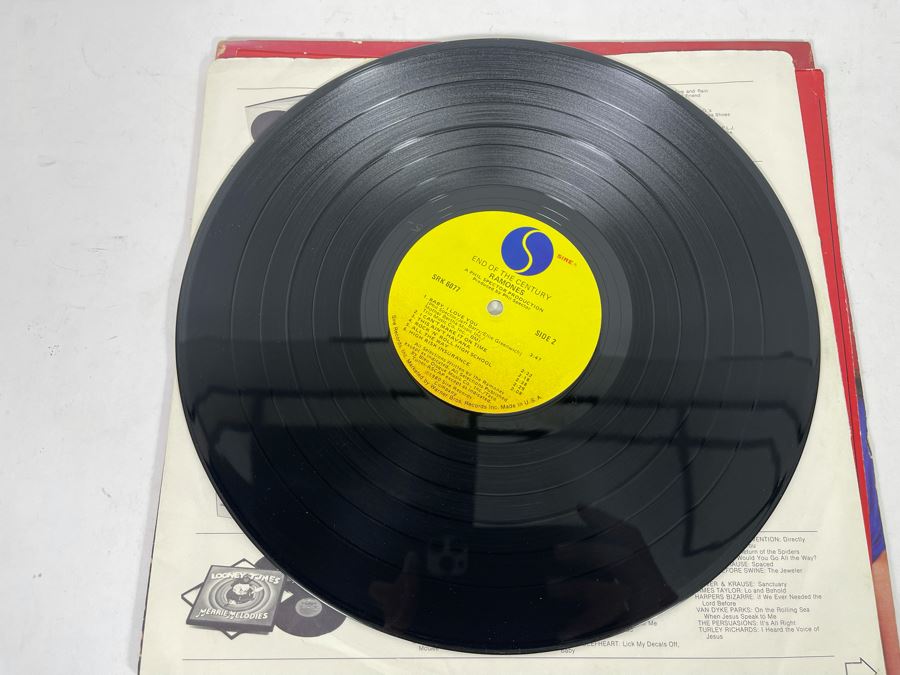 Ramones End Of The Century Vinyl Record [Photo 5]
