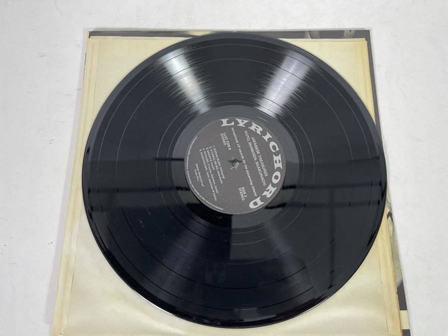 Japanese Treasures Performed By Ikuta-Ryu Vinyl Record [Photo 4]