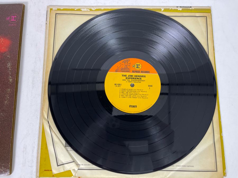 (2) Jimi Hendrix Vinyl Records [Photo 13]