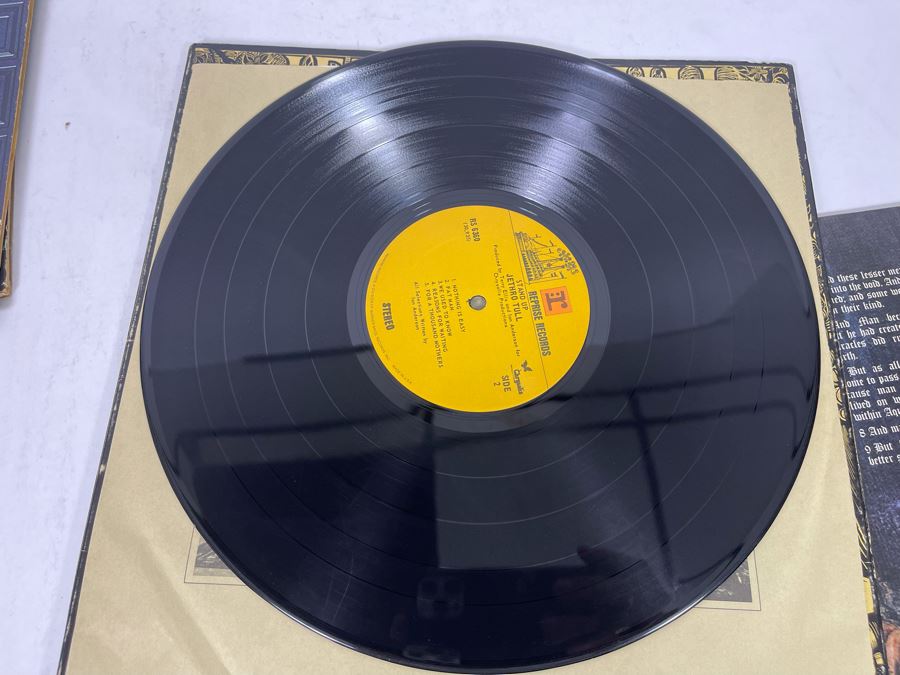 (4) Jethro Tull Vinyl Records [Photo 15]