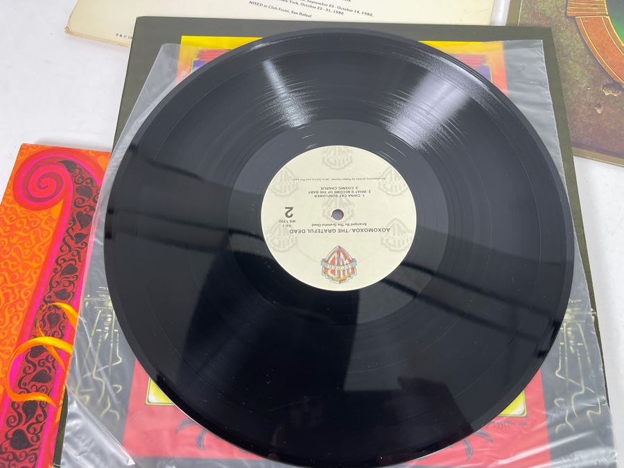 (4) Grateful Dead Vinyl Records [Photo 21]