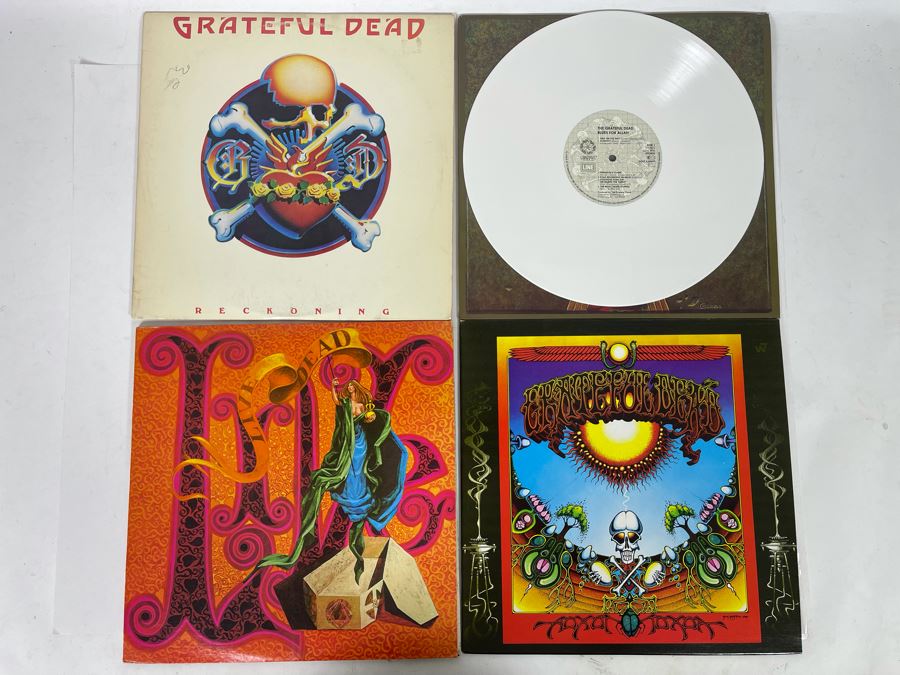 (4) Grateful Dead Vinyl Records [Photo 1]