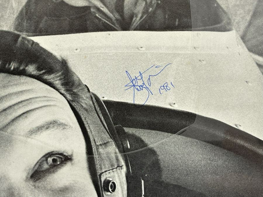 Signed / Sealed Steve Moris Airborne Vinyl Record  [Photo 2]