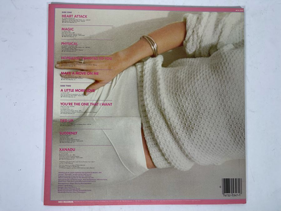 Olivia’s Greatest Hits Vol. 2 Vinyl Record [Photo 3]