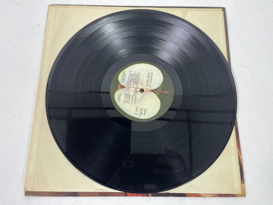 Badfinger - Straight Up Vinyl Record [Photo 4]
