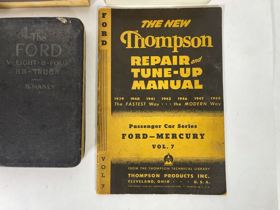 Various FORD Automobile Service Manuals And Books [Photo 12]