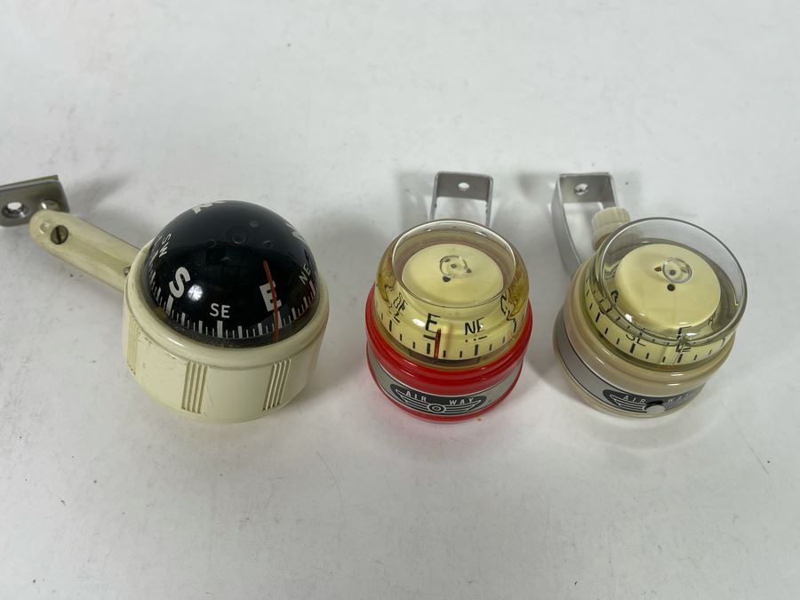 (3) Vintage Automobile Compasses (2) Air Way & (1) Airguide Mobile Compass [Photo 3]