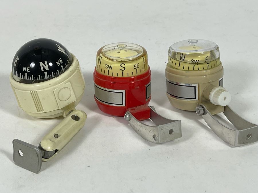 (3) Vintage Automobile Compasses (2) Air Way & (1) Airguide Mobile Compass [Photo 9]