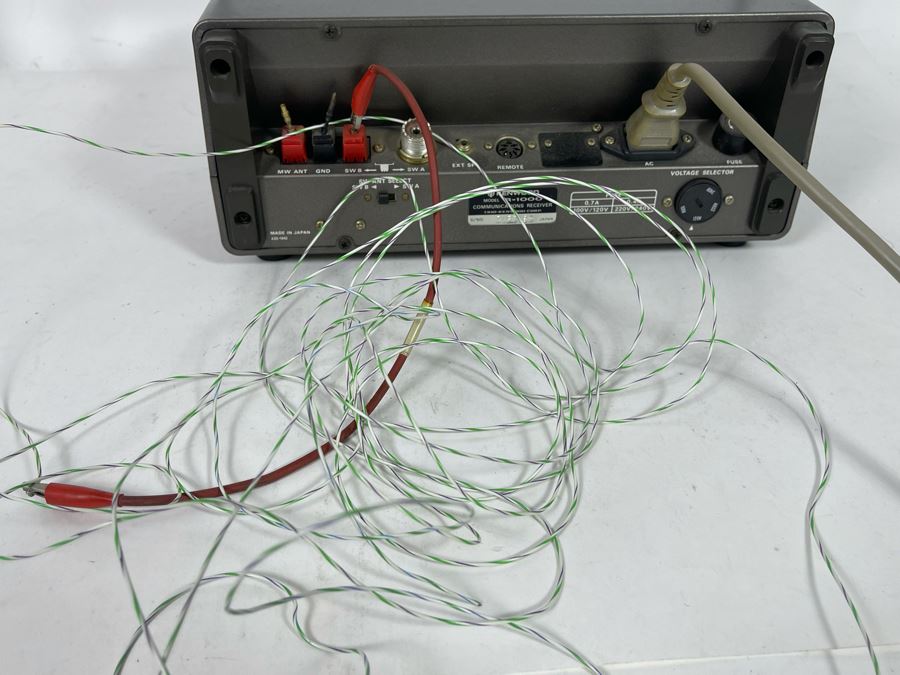 Kenwood Communications Receiver R1000 12.5W X 8D X 5H