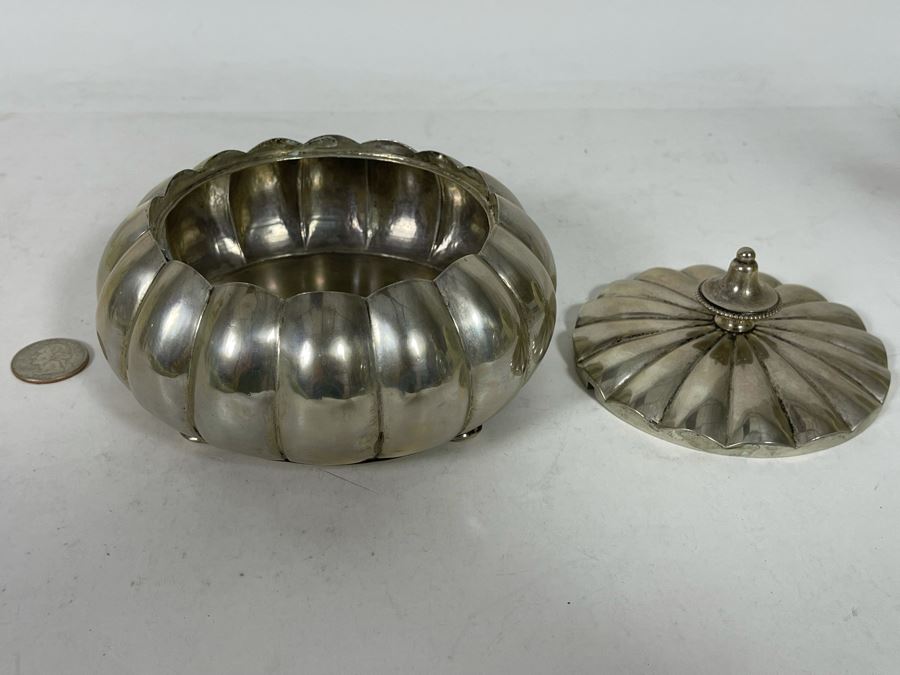 .800 European Silver Footed Box With Lid 333g Melt Value $158 [Photo 6]