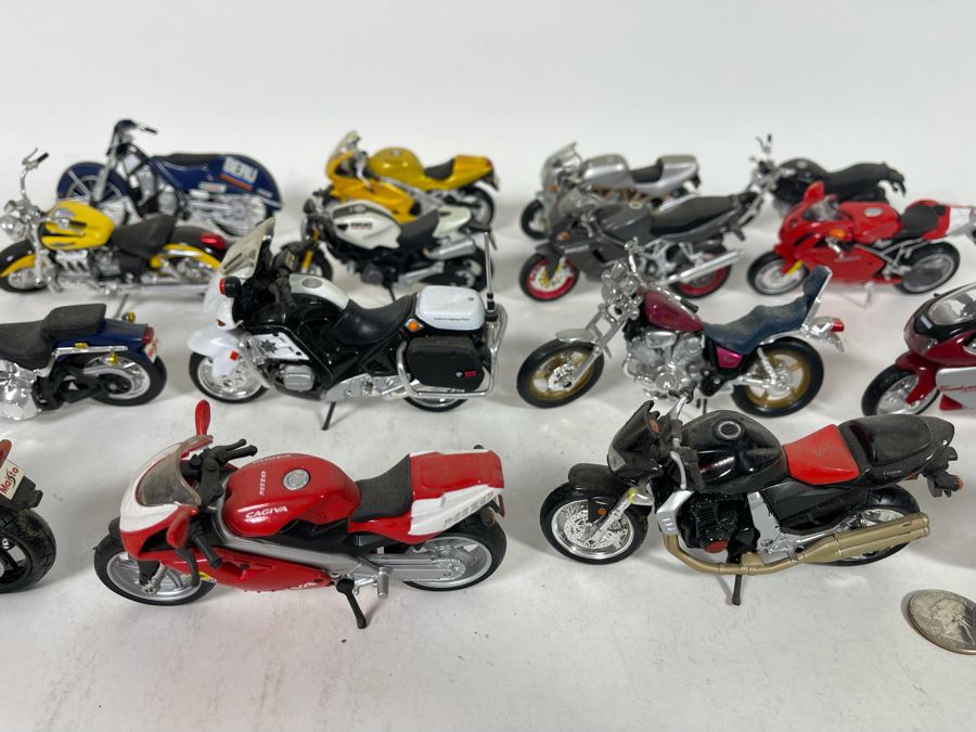 Lot Of Motorcycle Models [Photo 4]