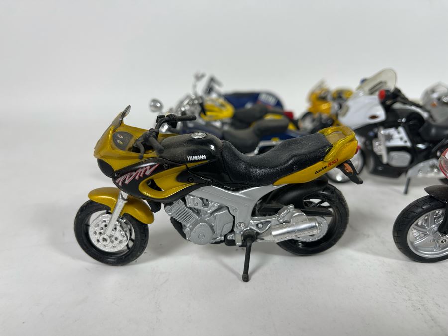 Lot Of Motorcycle Models [Photo 7]