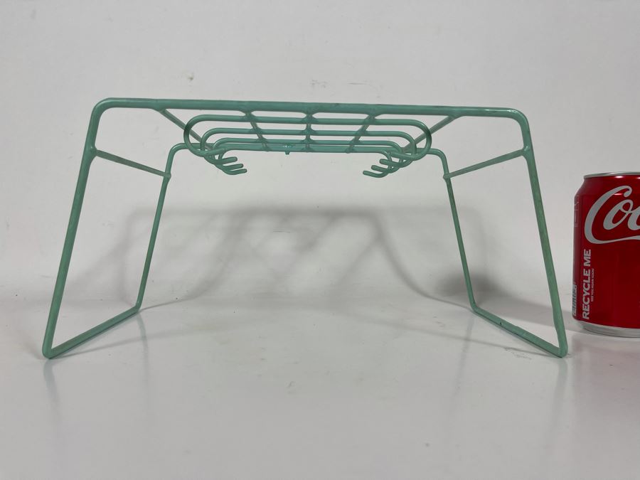 Mid-Century Kitchen Cup Rack [Photo 3]