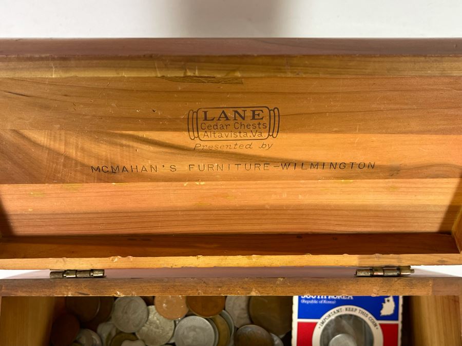 LANE Cedar Box Salesman's Sample Chest 9W X 4D X 4H Filled With Foreign Coins - See Photos [Photo 5]