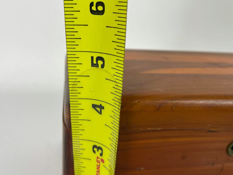 LANE Cedar Box Salesman's Sample Chest 9W X 4D X 4H Filled With Foreign Coins - See Photos [Photo 21]