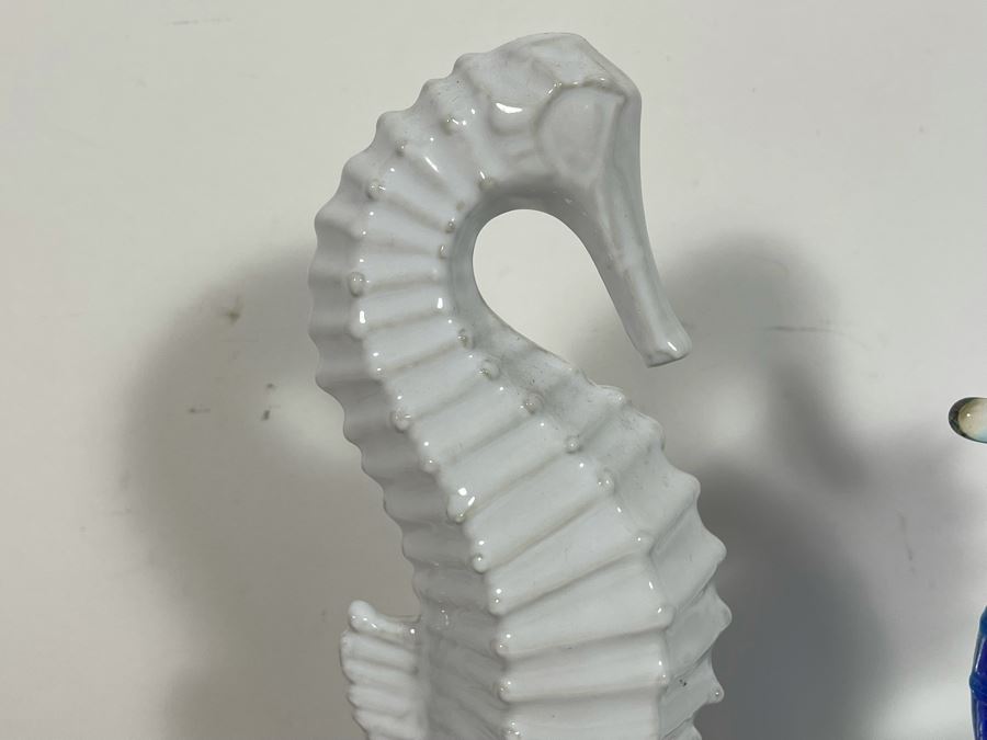 Pair Of Seahorse Sculptures (White Ceramic / Glass) [Photo 6]