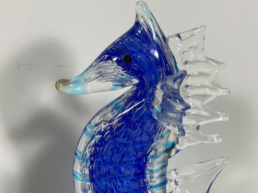 Pair Of Seahorse Sculptures (White Ceramic / Glass) [Photo 4]