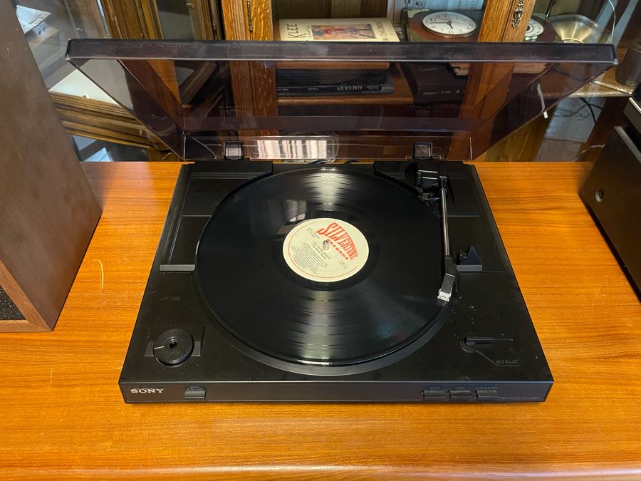 SONY Automatic Turntable System PSLX250H Record Player Tested Working