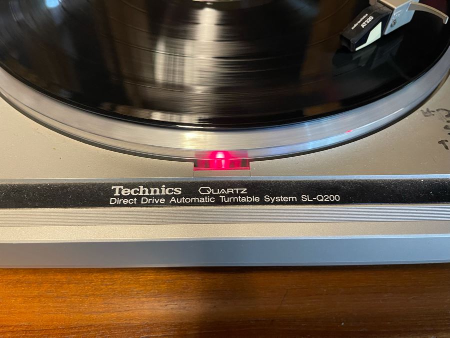 Technics Direct Drive Automatic Turntable System SL-Q200 Record Player Tested Working (No Dust Cover) [Photo 5]