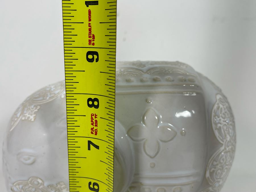 White Pottery Elephant Figurine And Etched Brass Vessel 18H From India [Photo 8]