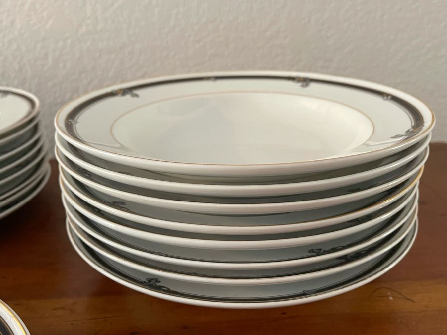 MIKASA Fine China From Japan [Photo 10]