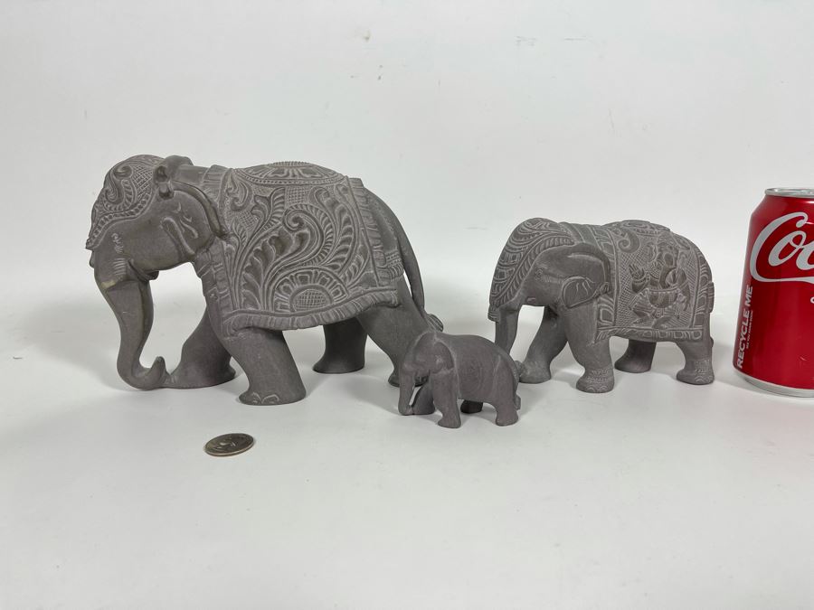 Three Carved Stone Elephant Figurines [Photo 2]