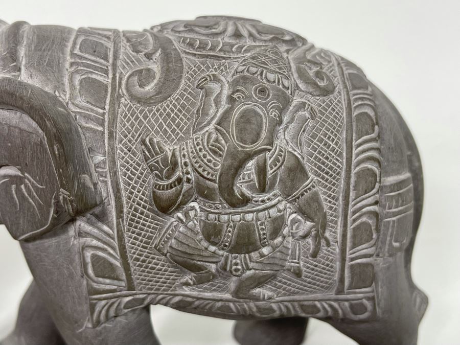 Three Carved Stone Elephant Figurines [Photo 7]