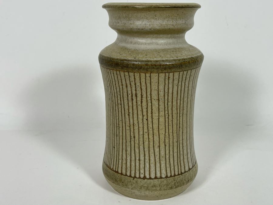 Signed Mid-Century Studio Pottery Vase 8H [Photo 5]