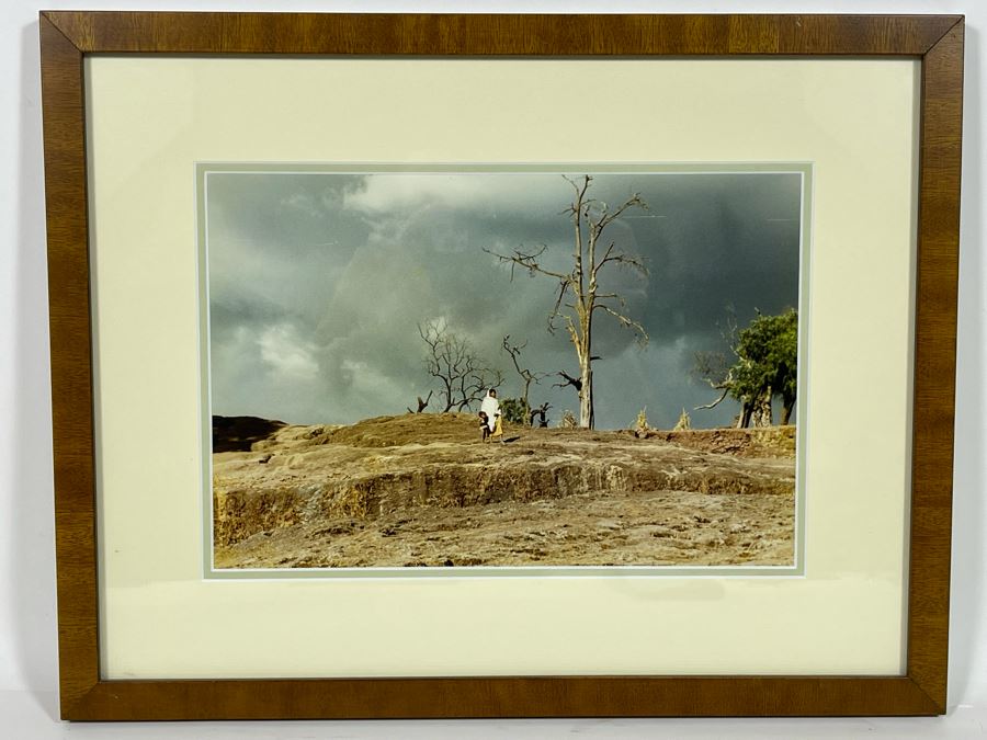 Vintage Framed Photograph Frame Measures 17.5 X 14 [Photo 2]