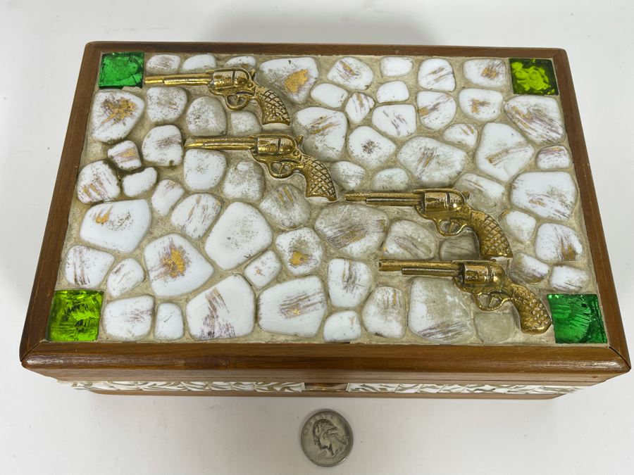 Vintage Handmade Box With Pistols On Top 9W X 6D X 3H [Photo 4]