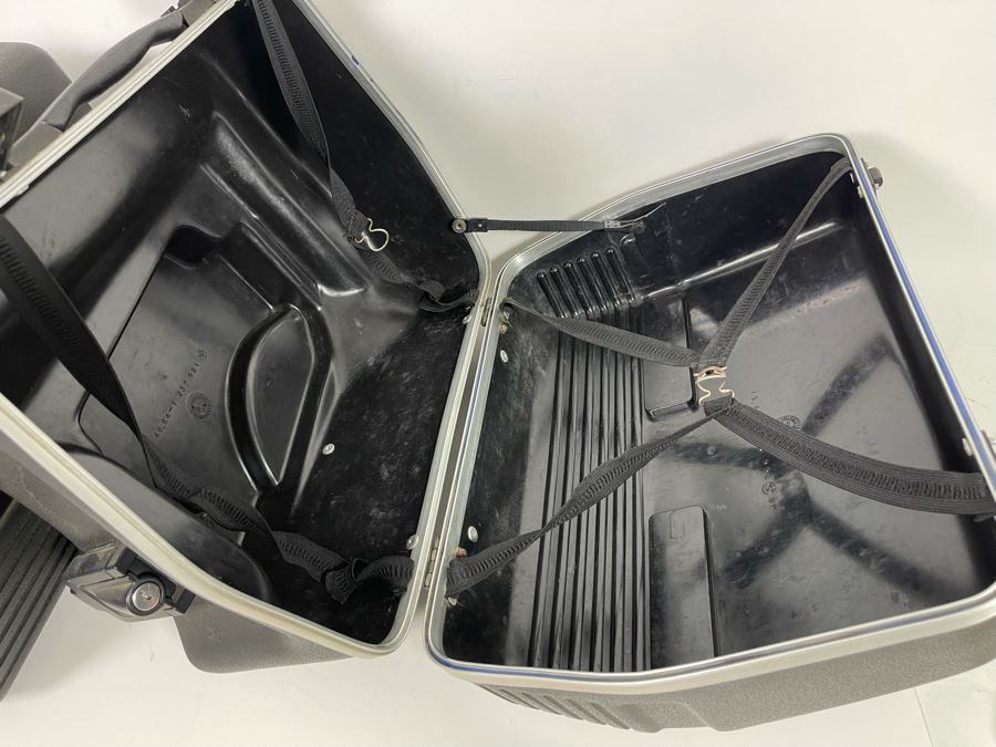 Pair Of BMW Hard Shell Motorcycle Saddle Bags Right And Left [Photo 4]