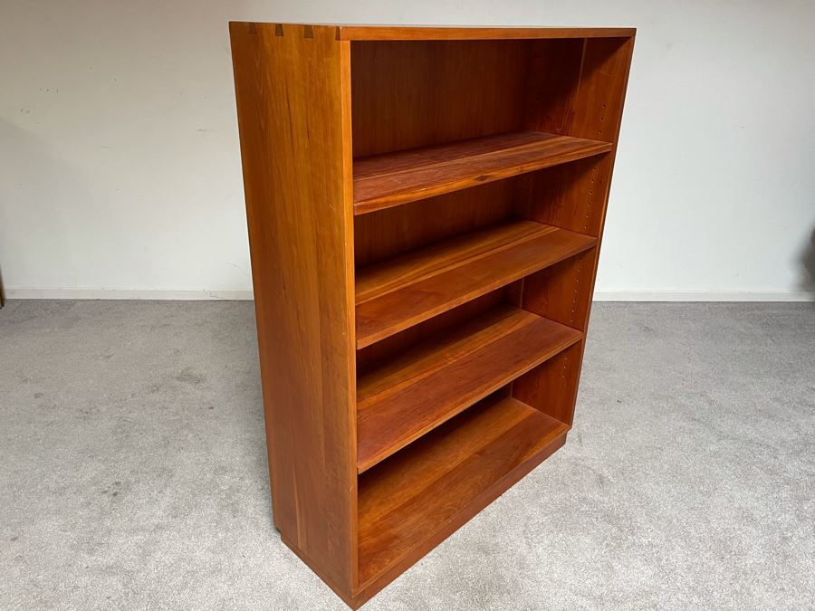 Beautiful Wooden Craftsman Bookcase With Dovetail Joints 36W X 12D X 48H [Photo 2]