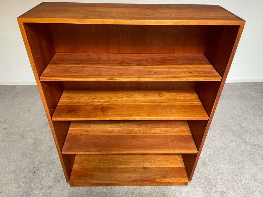 Beautiful Wooden Craftsman Bookcase With Dovetail Joints 36W X 12D X 48H [Photo 3]