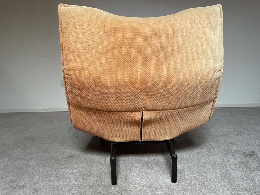 Veranda Lounge Chair By Vico Magistretti For Cassina Italy 1980 36W X 58D X 43H [Photo 12]