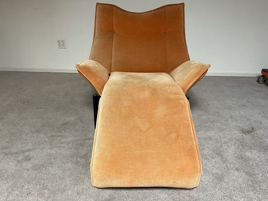 Veranda Lounge Chair By Vico Magistretti For Cassina Italy 1980 36W X 58D X 43H [Photo 3]