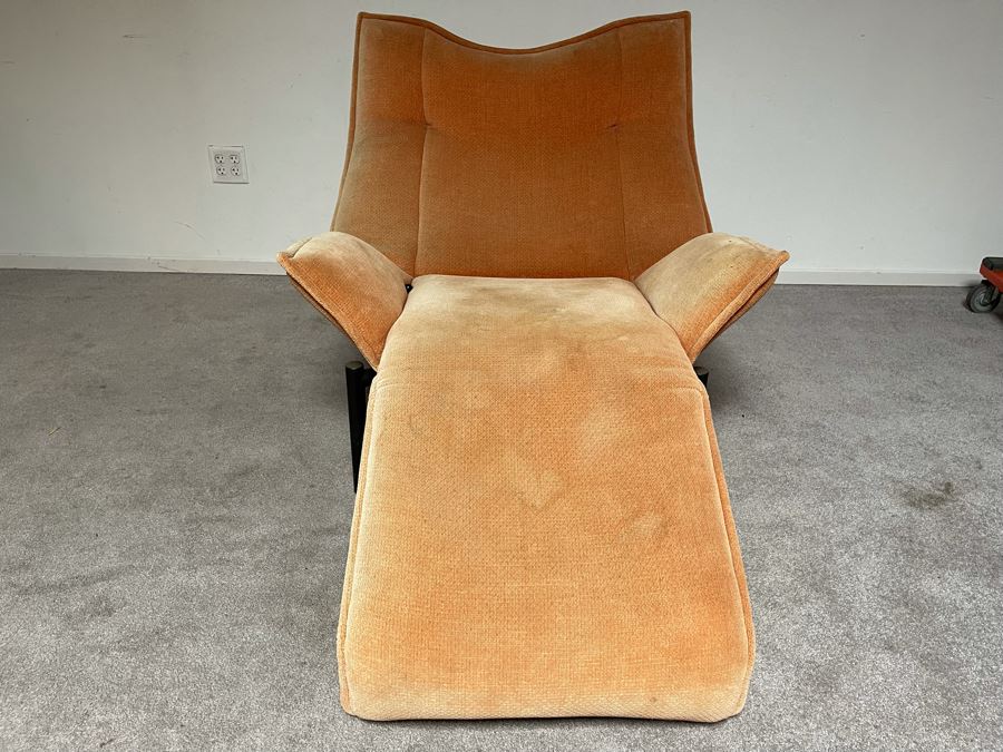 Veranda Lounge Chair By Vico Magistretti For Cassina Italy 1980 36W X 58D X 43H [Photo 4]