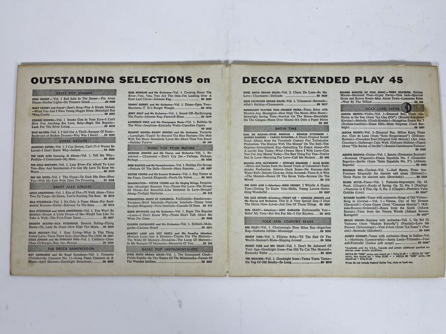 JUST ADDED - Marlon Brando In The Wild One And Frank Sinatra Songs For Young Lovers Extended Play Vinyl Records [Photo 5]