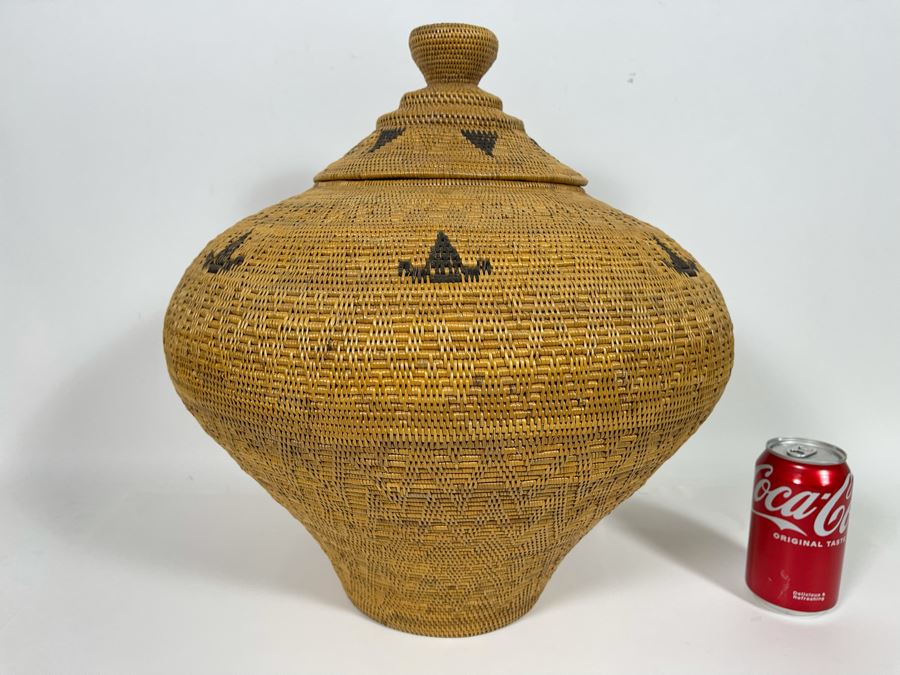 JUST ADDED - Impressive Vintage Tenganan Balinese Hand Woven Basket With Lid 16W X 16.5H [Photo 5]