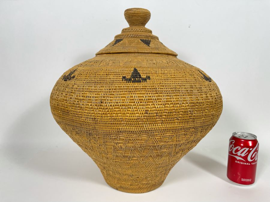 JUST ADDED - Impressive Vintage Tenganan Balinese Hand Woven Basket With Lid 16W X 16.5H [Photo 4]