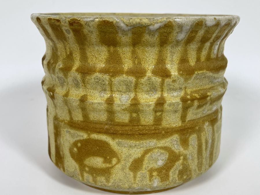 JUST ADDED - Janka McClatchey Mid-Century Modern Studio Pottery Signed Janka 6.5W X 5H [Photo 6]