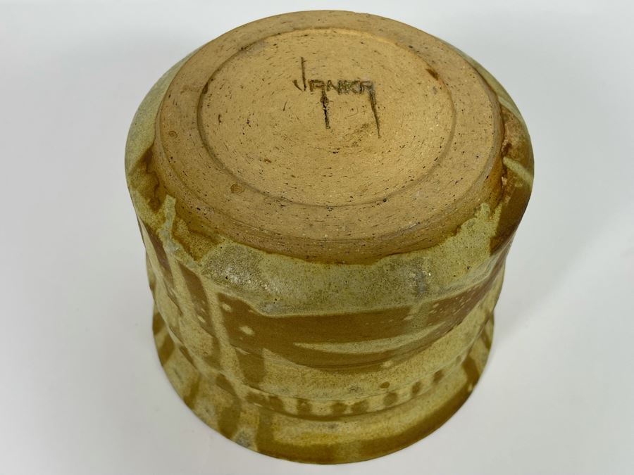 JUST ADDED - Janka McClatchey Mid-Century Modern Studio Pottery Signed Janka 6.5W X 5H [Photo 8]