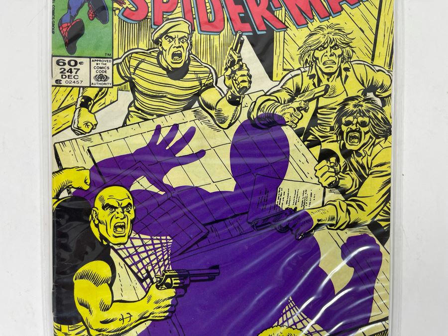 The Amazing Spider-Man #247 Comic Book [Photo 3]