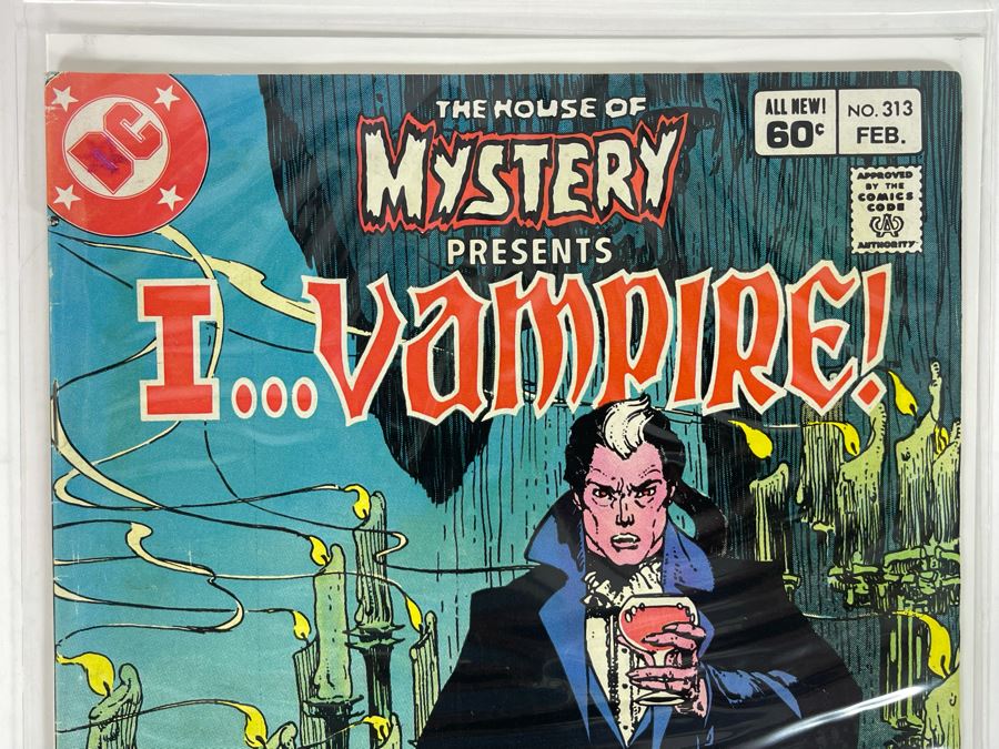 DC The House Of Mystery Presents I… Vampire! #313 Comic Book [Photo 2]