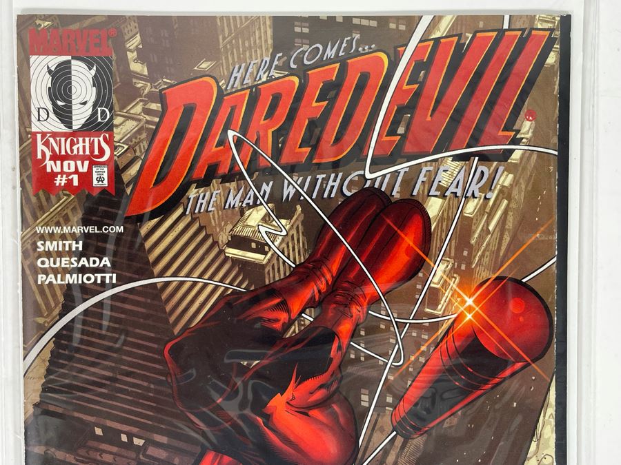 Marvel Daredevil #1 Comic Book [Photo 3]