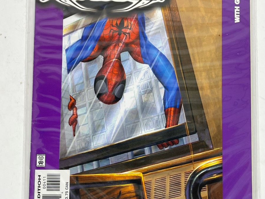 Marvel Ultimate Spider-Man #4 Comic Book [Photo 3]