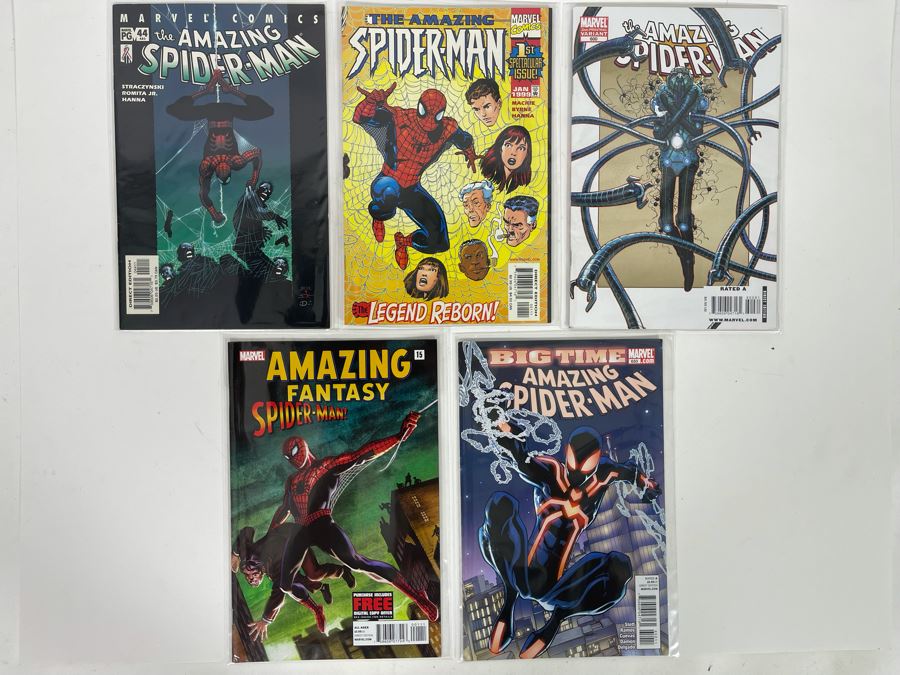 Six Spider-Man Comic Books [Photo 1]