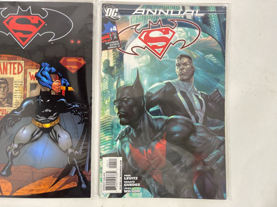 Eight DC Batman Comic Books And Graphic Novels [Photo 10]