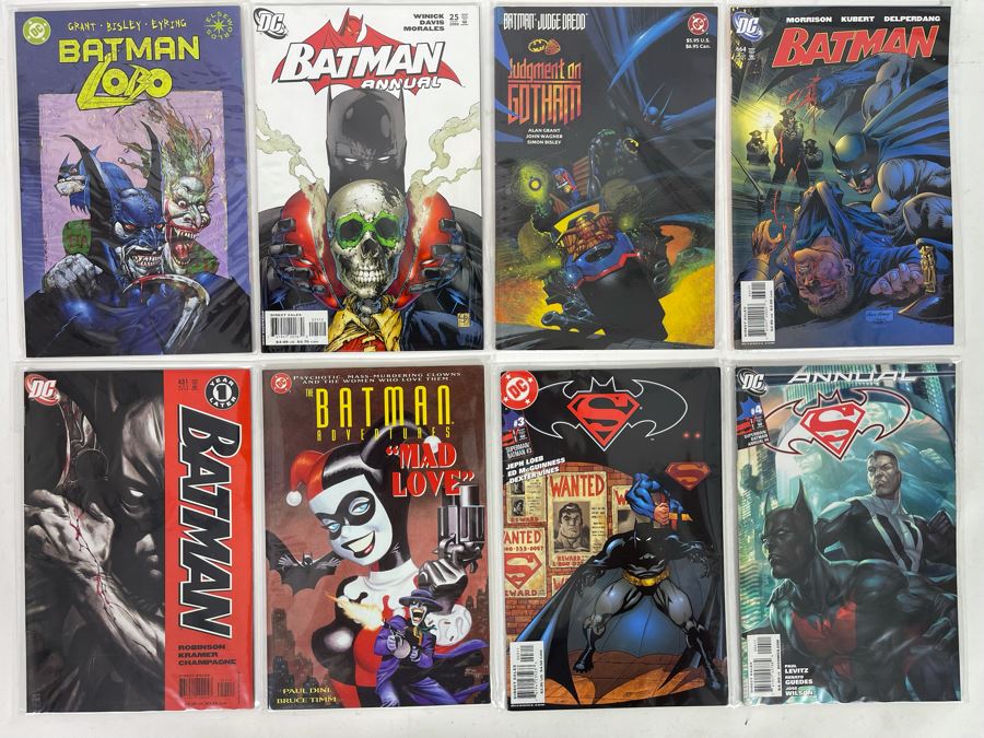 Eight DC Batman Comic Books And Graphic Novels [Photo 1]