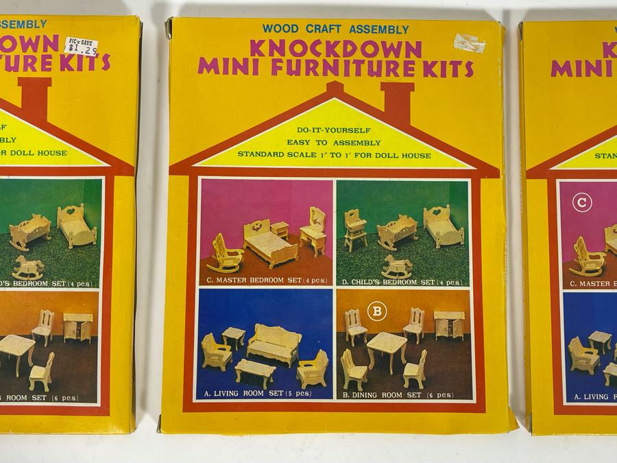Vintage New Old Stock Doll House Furniture [Photo 9]