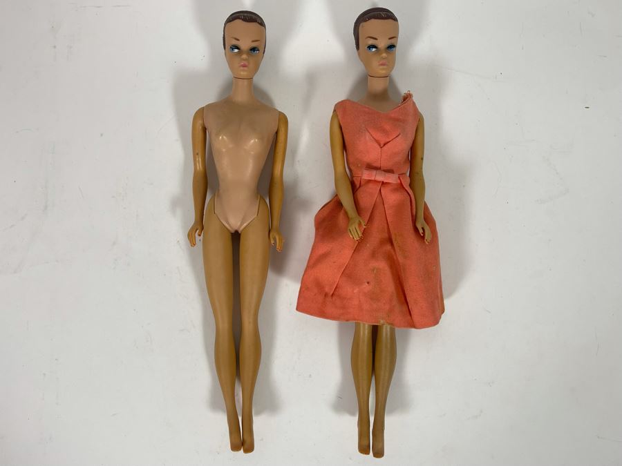 Vintage Early Sixties Barbie Dolls With Mark Barbie TM Pats Pend C MCMLVIII By Mattel Inc Feet Marked Japan (One Say Barbie R) - Possible Fashion Queen Barbie With No Wigs 11L [Photo 3]